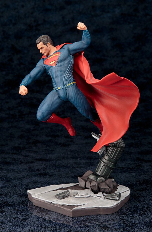 Batman v Superman: Dawn of Justice - Superman - ARTFX+ - 1/10 (Kotobukiya) photo 11