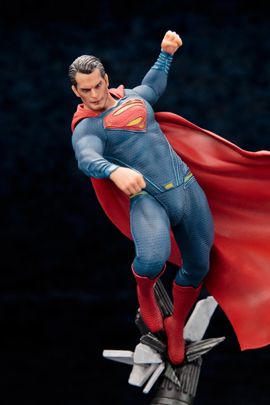 Batman v Superman: Dawn of Justice - Superman - ARTFX+ - 1/10 (Kotobukiya) photo 17