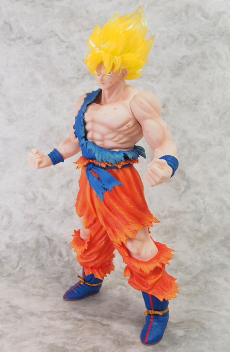 Dragon Ball Z - Son Goku SSJ - Gigantic Series - Damage ver. (X-Plus) photo 3
