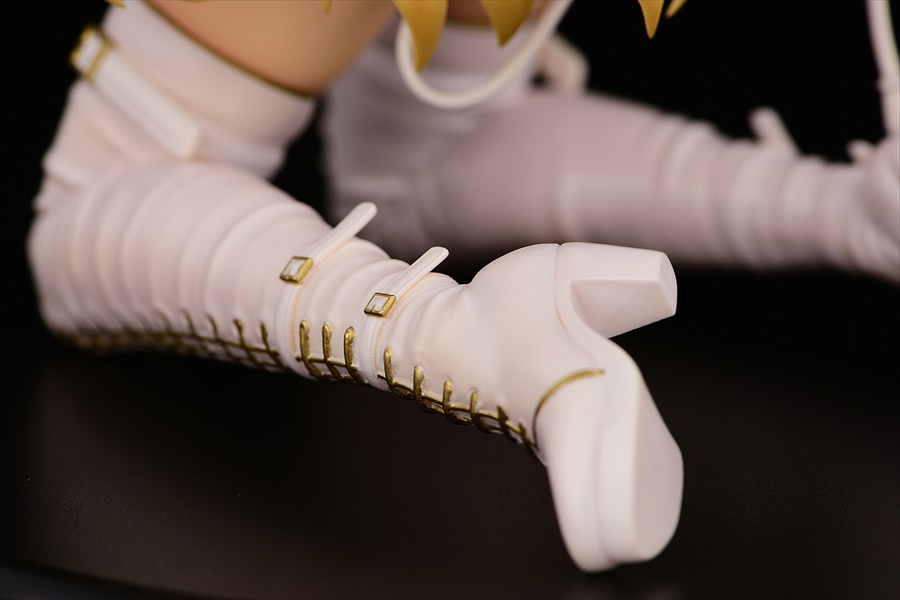 Freezing Vibration - Satellizer el Bridget - 1/6 - ver. Bondage White Edition (Orca Toys) photo 15