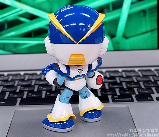 Rockman X - X - Nendoroid  (#685) - Full Armor (Good Smile Company) photo 3