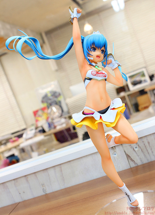 Good Smile Racing - Hatsune Miku - 1/8 - Racing 2015, Thailand Ver. (FREEing) photo 16