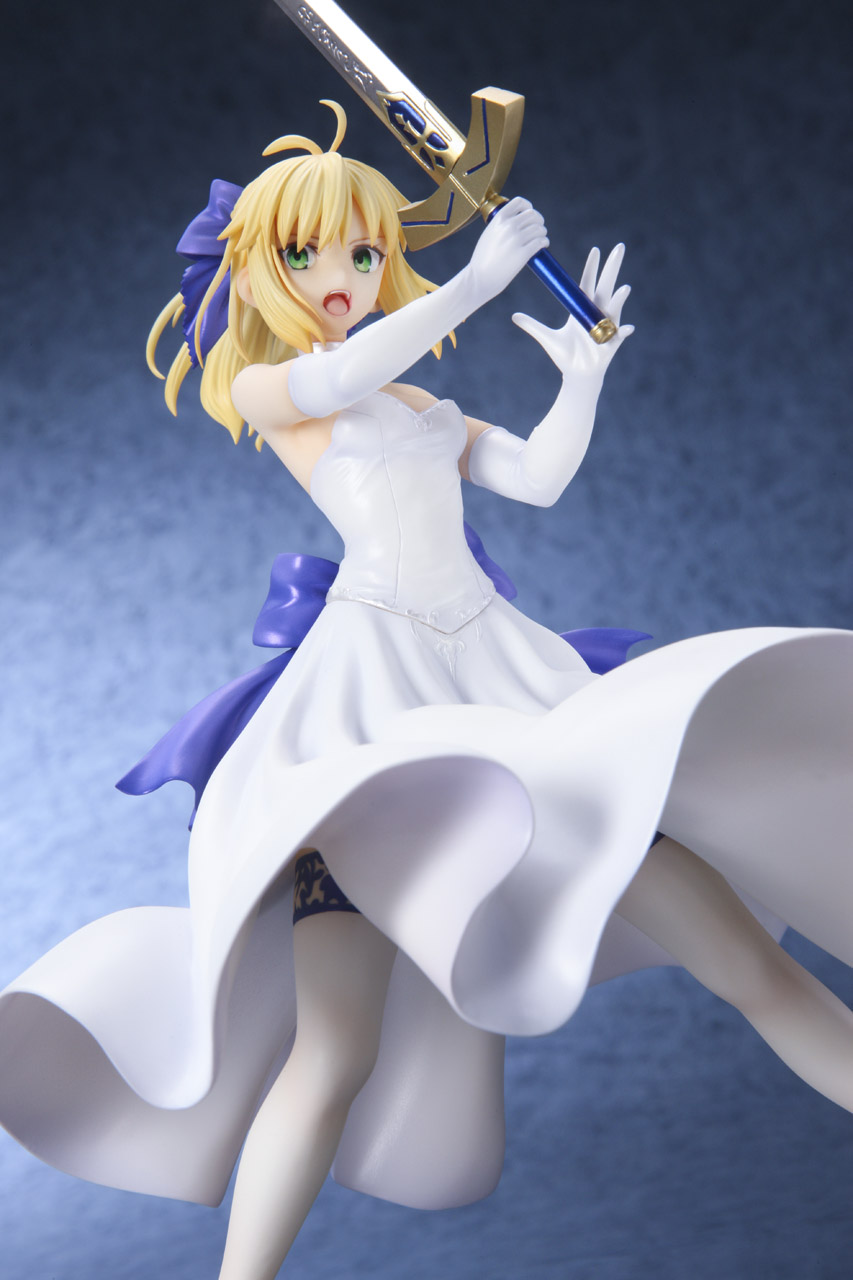 Fate/Stay Night Unlimited Blade Works - Altria Pendragon - 1/8 - Saber, Shiro Dress Ver. (Bell Fine) photo 5