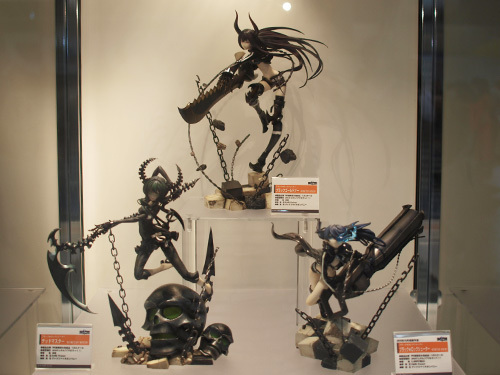 Black ★ Rock Shooter - Black ★ Gold Saw - 1/8 - Anime Ver. (Good Smile Company) photo 3