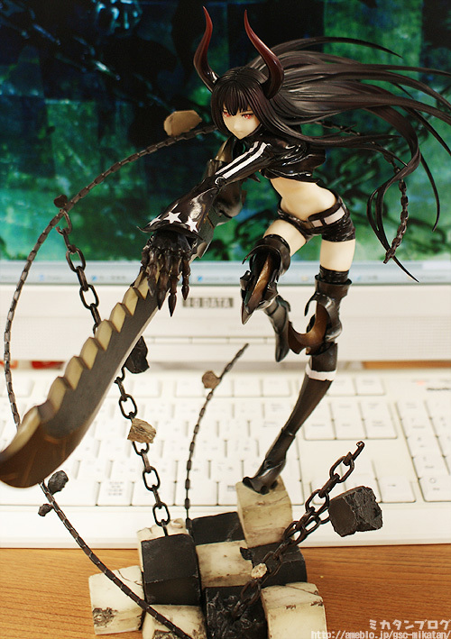 Black ★ Rock Shooter - Black ★ Gold Saw - 1/8 - Anime Ver. (Good Smile Company) photo 4