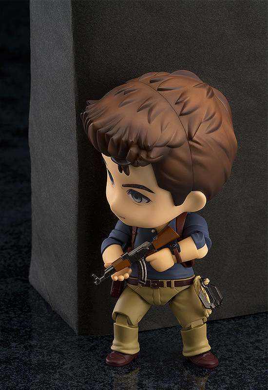 Uncharted 4: A Thief's End - Nathan Drake - Nendoroid  (#698) - Adventure Edition (Good Smile Company) photo 5
