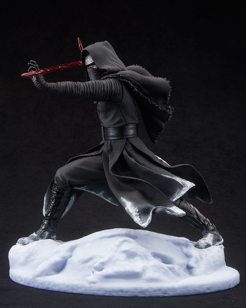 Star Wars: The Force Awakens - Kylo Ren - ARTFX - 1/7 (Kotobukiya) photo 2