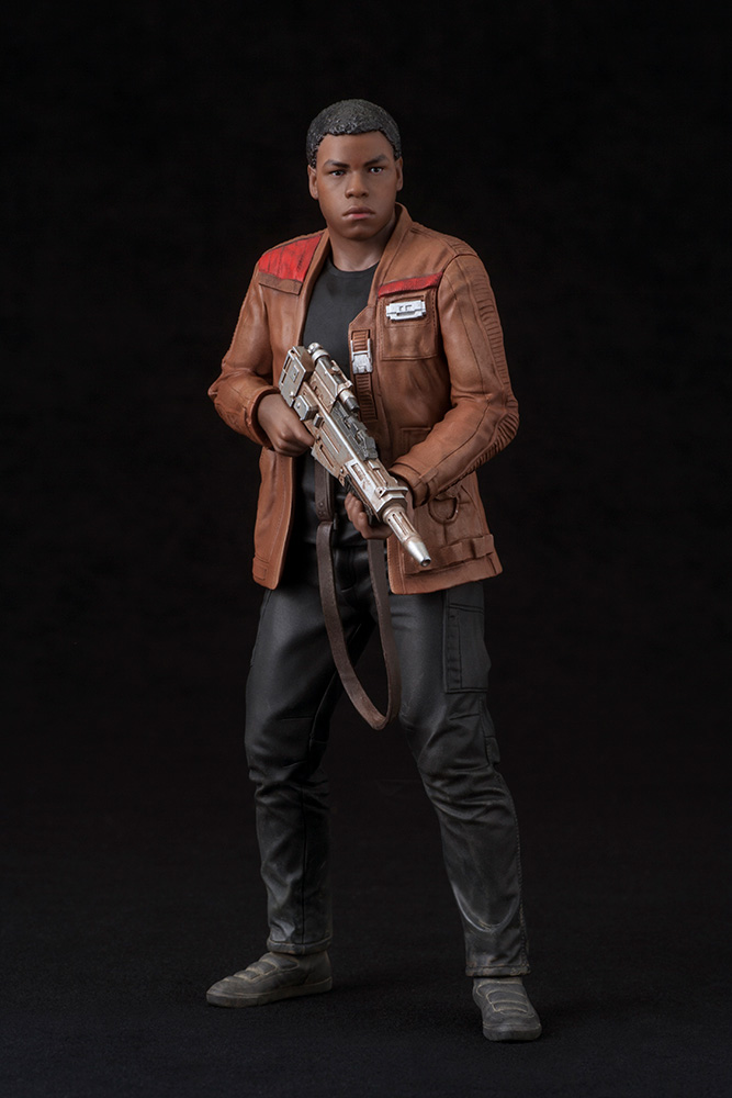 Star Wars: The Force Awakens - Finn - ARTFX+ - 1/10 (Kotobukiya) photo 5