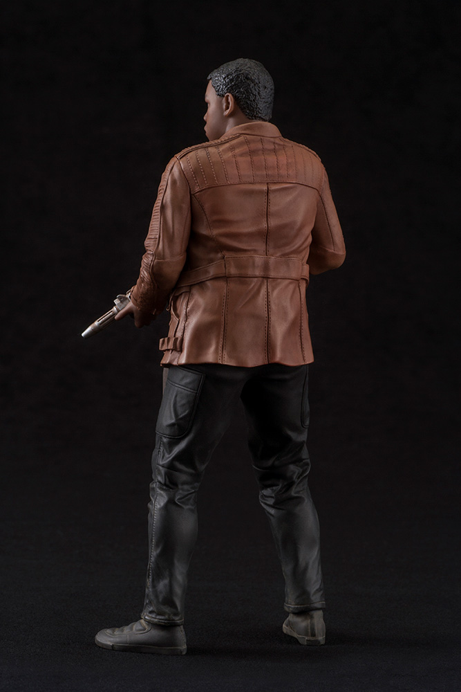Star Wars: The Force Awakens - Finn - ARTFX+ - 1/10 (Kotobukiya) photo 7