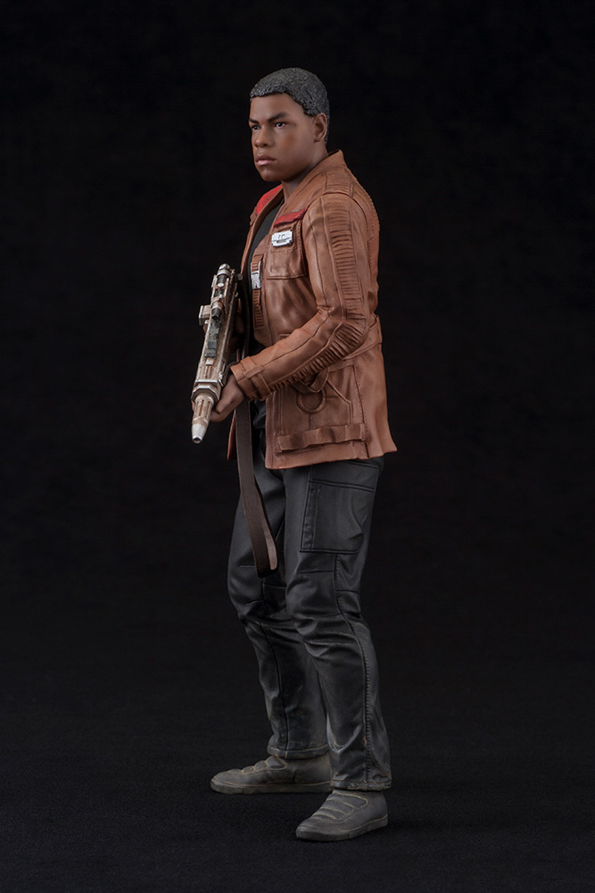 Star Wars: The Force Awakens - Finn - ARTFX+ - 1/10 (Kotobukiya) photo 8