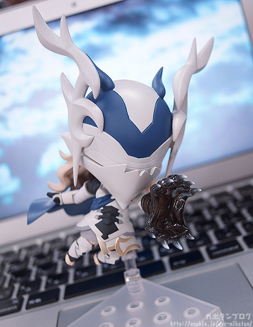 Fire Emblem If - Kamui - Nendoroid (#718) - Female (Good Smile Company) photo 4