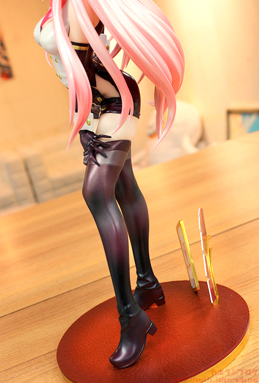 Hatsune Miku -Project Diva- F 2nd - Megurine Luka - 1/7 - Temptation Ver. (Max Factory) photo 12