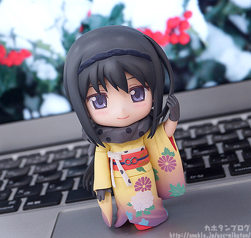 Gekijouban Mahou Shoujo Madoka★Magica - Akemi Homura - Nendoroid  (#722) - Kimono Ver. (Good Smile Company) photo 2