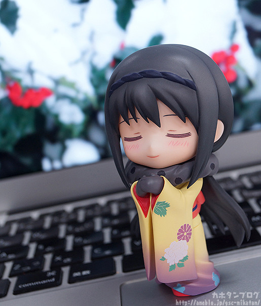 Gekijouban Mahou Shoujo Madoka★Magica - Akemi Homura - Nendoroid  (#722) - Kimono Ver. (Good Smile Company) photo 3