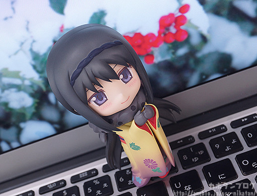 Gekijouban Mahou Shoujo Madoka★Magica - Akemi Homura - Nendoroid  (#722) - Kimono Ver. (Good Smile Company) photo 4