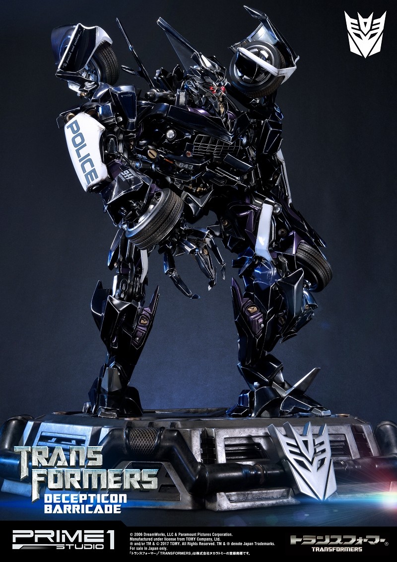 Transformers (2007) - Barricade - Museum Masterline Series  (MMTFM-15) (Prime 1 Studio) photo 29