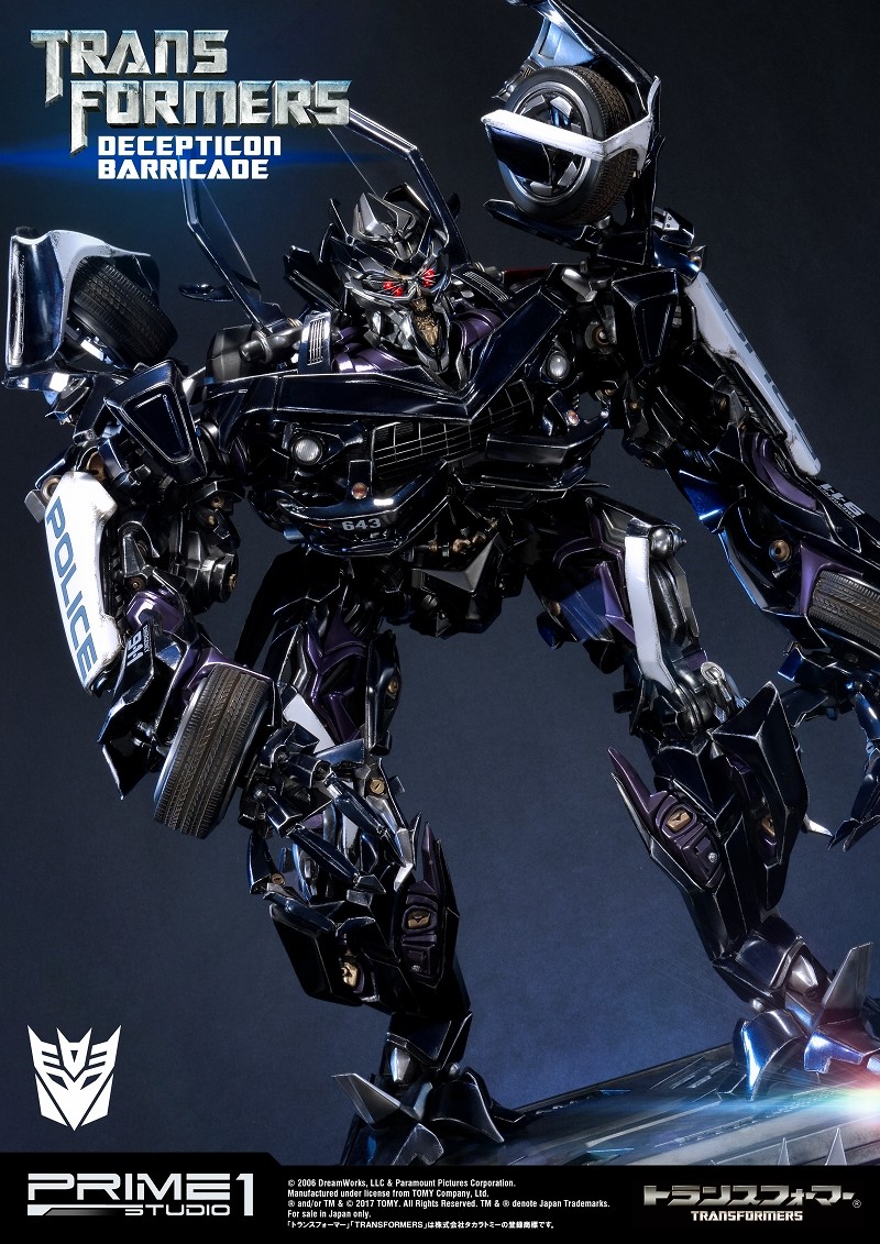Transformers (2007) - Barricade - Museum Masterline Series  (MMTFM-15) (Prime 1 Studio) photo 31