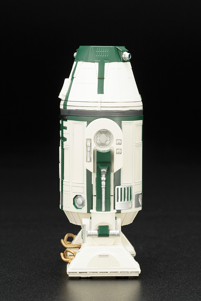 R4-M9