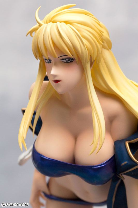 Silent Möbius - Lebia Maverick - Grand Toys - 1/7 - Swimsuit Jacket Ver. (Griffon Enterprises) photo 2