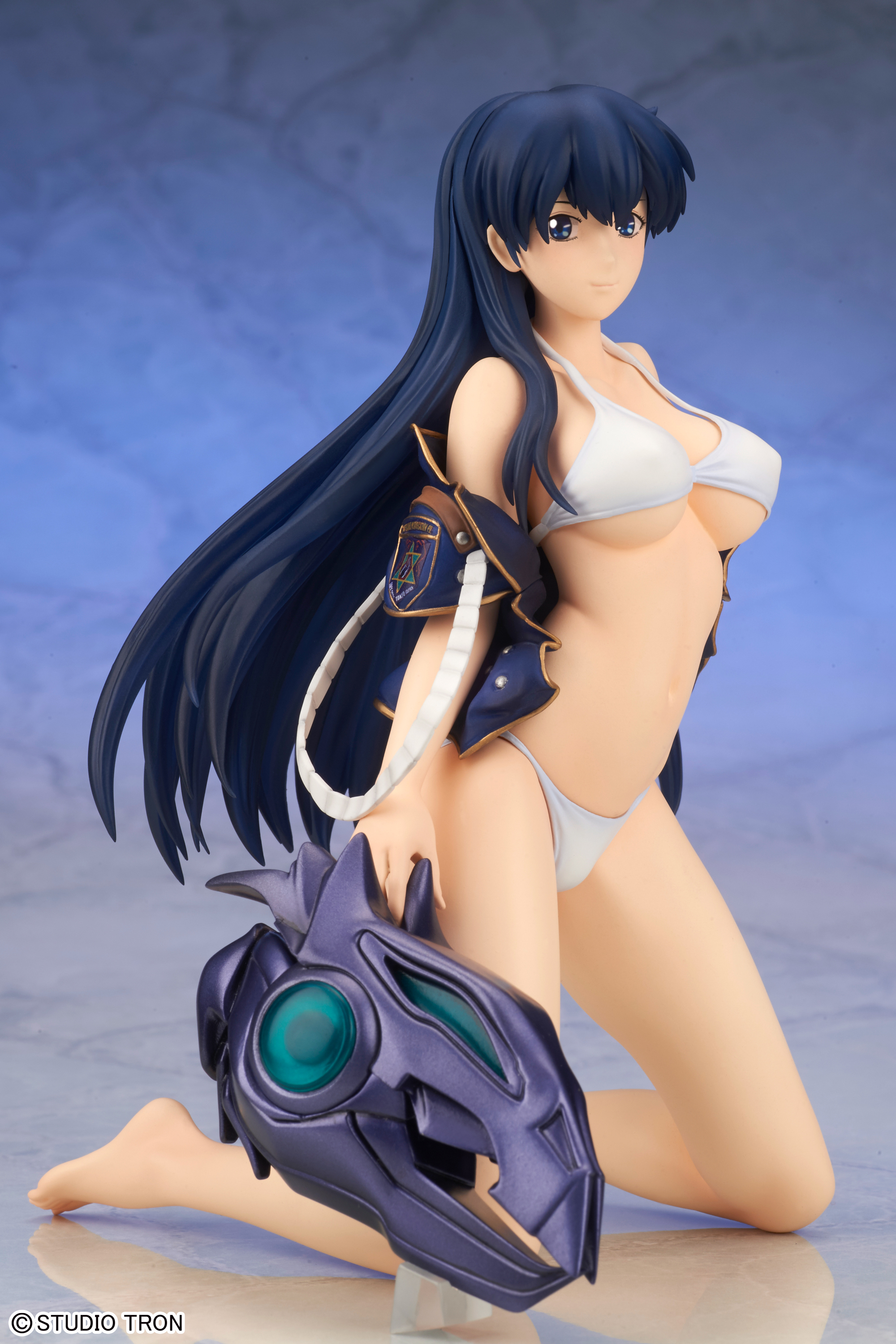 Silent Möbius - Katsumi Liqueur - Grand Toys - 1/7 - Swimsuit Jacket Ver. (Griffon Enterprises) photo 2