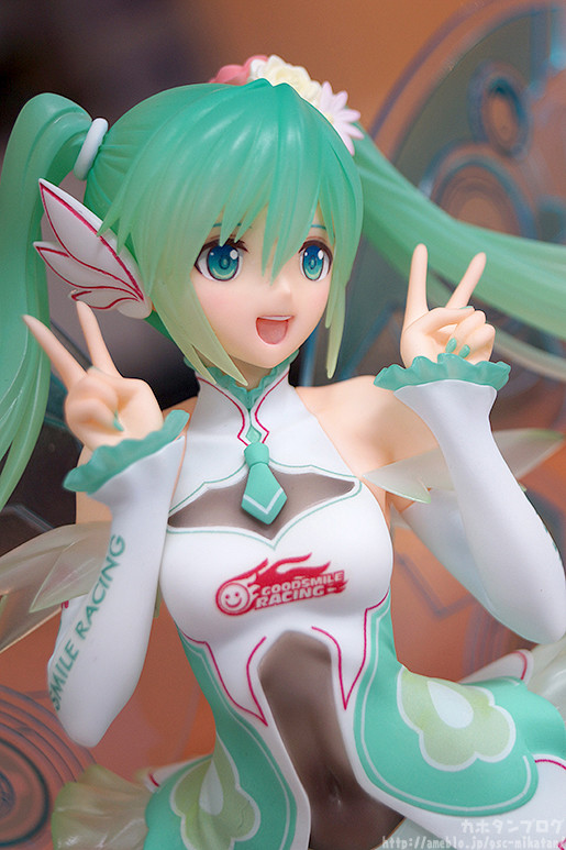 Good Smile Racing - Hatsune Miku - 1/1 - Racing 2017 Ver. (Good Smile Company) photo 10
