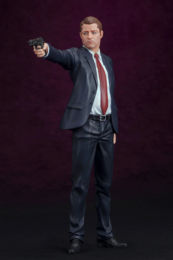 Gotham - James Gordon - ARTFX+ - 1/10 (Kotobukiya) photo 7