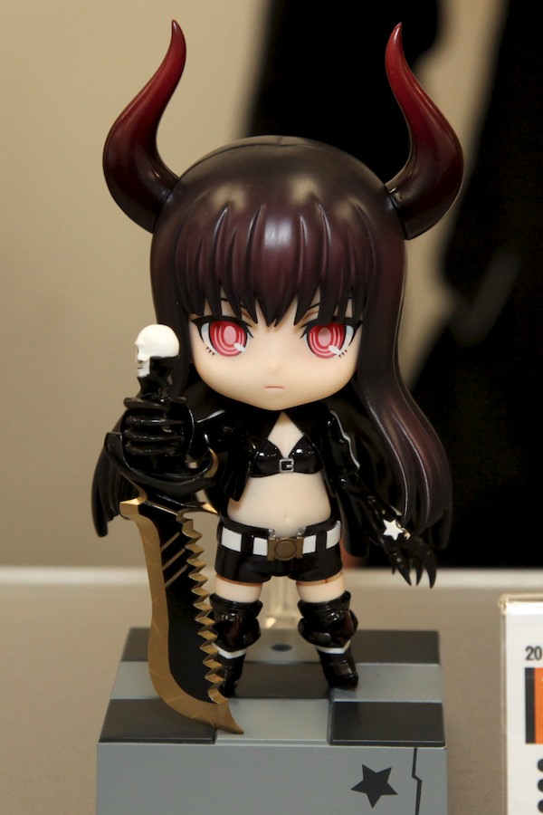 Black ★ Rock Shooter - Black ★ Gold Saw - Nendoroid (#145) (Good Smile Company) photo 6