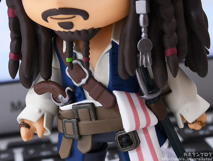 Pirates of the Caribbean: On Stranger Tides - Jack Sparrow - Nendoroid  (#1557) (Good Smile Company) photo 12