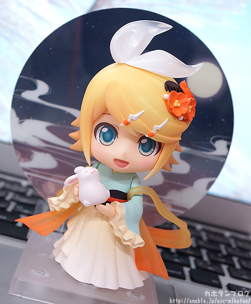 Vocaloid - Kagamine Rin - Nendoroid (#768) - Harvest Moon Ver. (Good Smile Company) photo 8