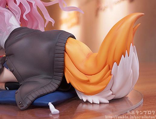 Fate/Extella - Tamamo no Mae - 1/6 - Shocking School Uniform ver. (Phat Company) photo 16