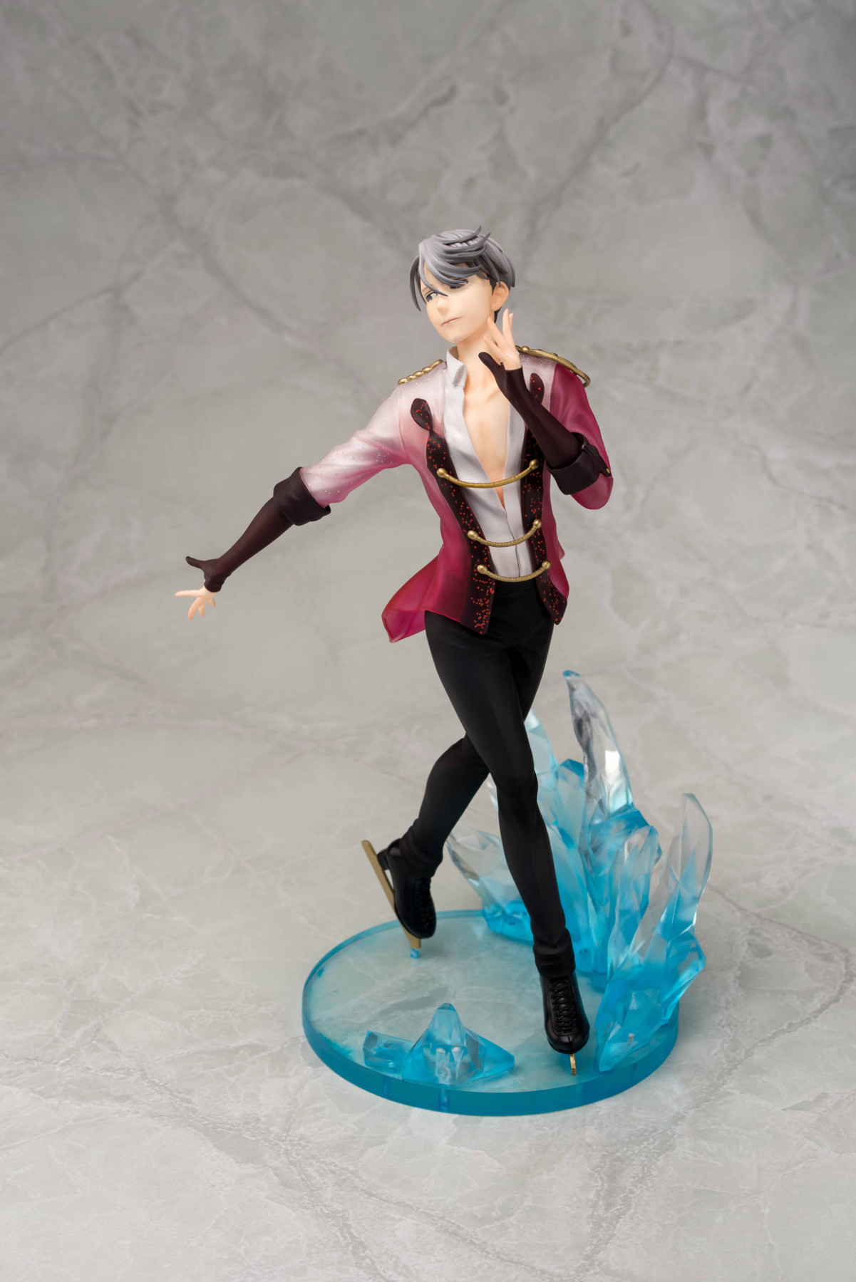 Yuri!!! on Ice - Victor Nikiforov - 1/8 (Chara-Ani, Toy's Works) photo 7