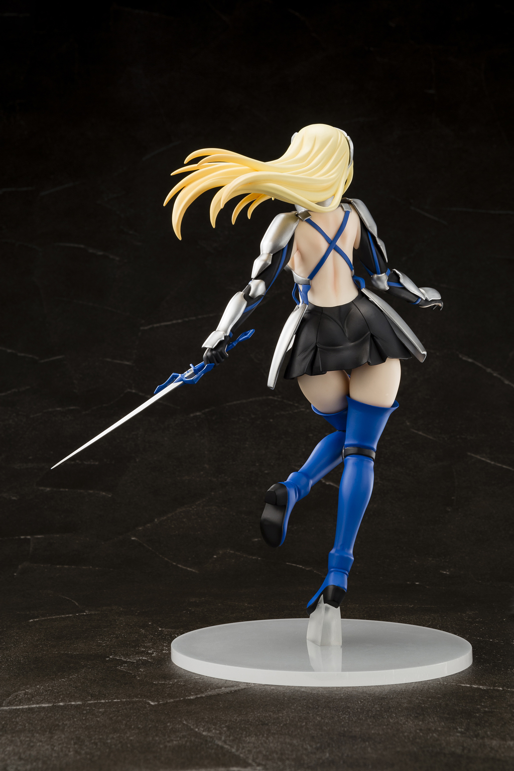 Dungeon ni Deai o Motomeru no wa Machigatteiru Darou ka Gaiden: Sword Oratoria - Ais Wallenstein - 1/8 (Genco, Hakoiri Musume) photo 4