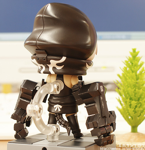 Black ★ Rock Shooter - Strength - Nendoroid  (#166) (Good Smile Company) photo 22