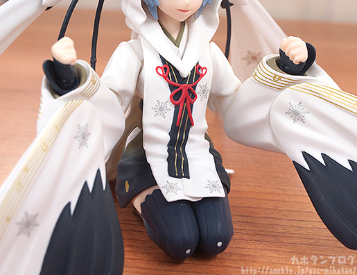Vocaloid - Hatsune Miku - Rabbit Yukine - Figma  (EX-045) - Snow, Crane Priestess Ver. (Max Factory) photo 9