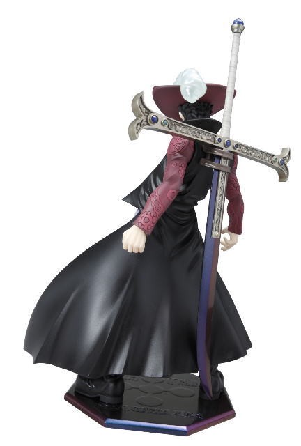 One Piece - Dracule Mihawk - Excellent Model - Portrait Of Pirates DX - 1/8 (MegaHouse) photo 4