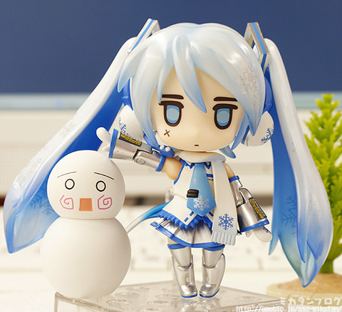 Vocaloid - Hatsune Miku - Nendoroid (#150) - Snow Playtime Edition (Good Smile Company) photo 45