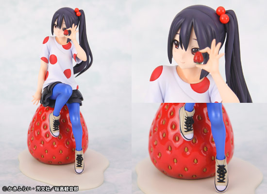 K-ON! - Nakano Azusa - 1/8 - Ending ver. (Listen) (Kyoto Animation) photo 4