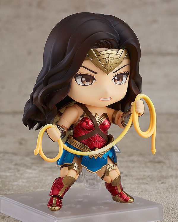 Wonder Woman (2017) - Wonder Woman - Nendoroid  (#818) - Hero's Edition (Good Smile Company) photo 6