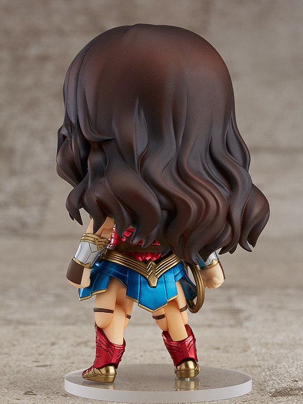 Wonder Woman (2017) - Wonder Woman - Nendoroid  (#818) - Hero's Edition (Good Smile Company) photo 7