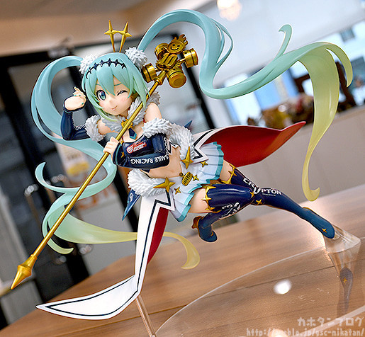 Good Smile Racing - Hatsune Miku - 1/7 - Racing 2018 Ver. (Good Smile Company, GOOD SMILE Racing) photo 12