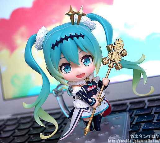 Good Smile Racing - Hatsune Miku - Nendoroid  (#898) - Racing 2018 Ver. (Good Smile Company, GOOD SMILE Racing) photo 10