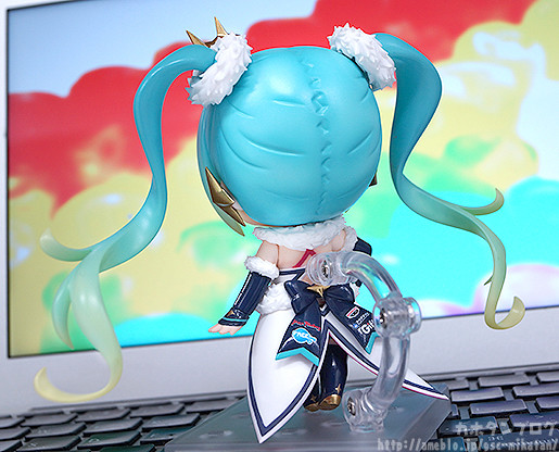 Good Smile Racing - Hatsune Miku - Nendoroid  (#898) - Racing 2018 Ver. (Good Smile Company, GOOD SMILE Racing) photo 12
