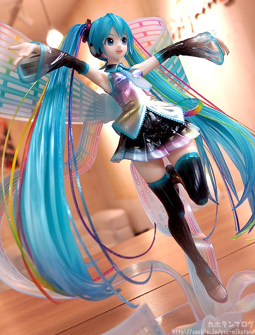 Vocaloid - Hatsune Miku - 1/7 - 10th Anniversary Ver. (Good Smile Company) photo 10