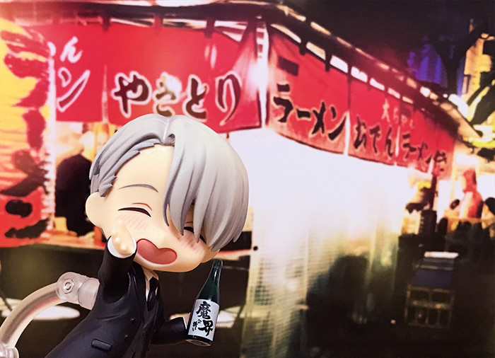Yuri!!! on Ice - Victor Nikiforov - Nendoroid  (#865) - Coach ver. (Orange Rouge) photo 2