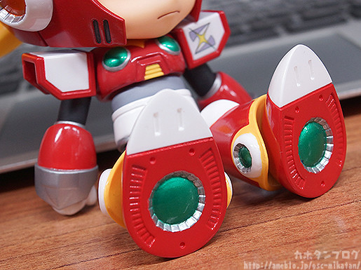 Rockman X2 - Zero - Nendoroid  (#860) (Good Smile Company) photo 2