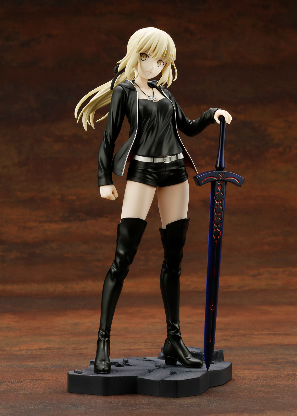 Fate/Grand Order - Altria Pendragon - 1/7 - Saber, (Alter), Casual ver. (Kotobukiya) photo 6