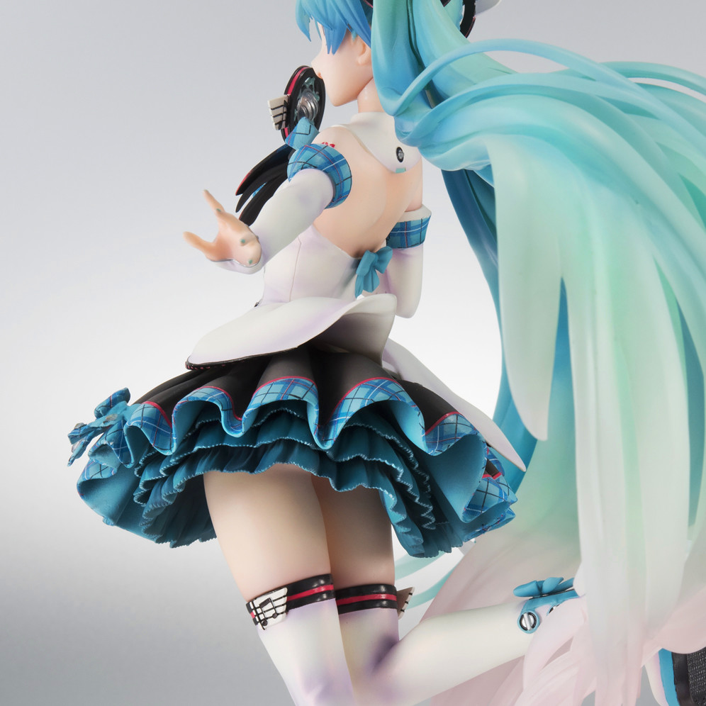 Vocaloid - Hatsune Miku - F:Nex - 1/7 - Magical Mirai 2017 ver. (FuRyu) photo 4
