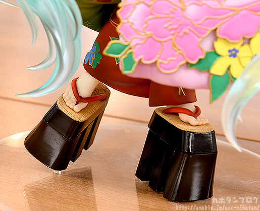 Vocaloid - Hatsune Miku - 1/7 - Chokabuki Kuruwa Kotoba Awase Kagami Ver. (Good Smile Company) photo 7