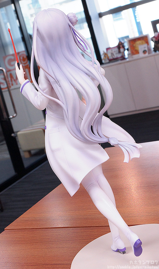 Re:Zero kara Hajimeru Isekai Seikatsu - Emilia - 1/7 - High School Teacher ver. (Kadokawa) photo 5