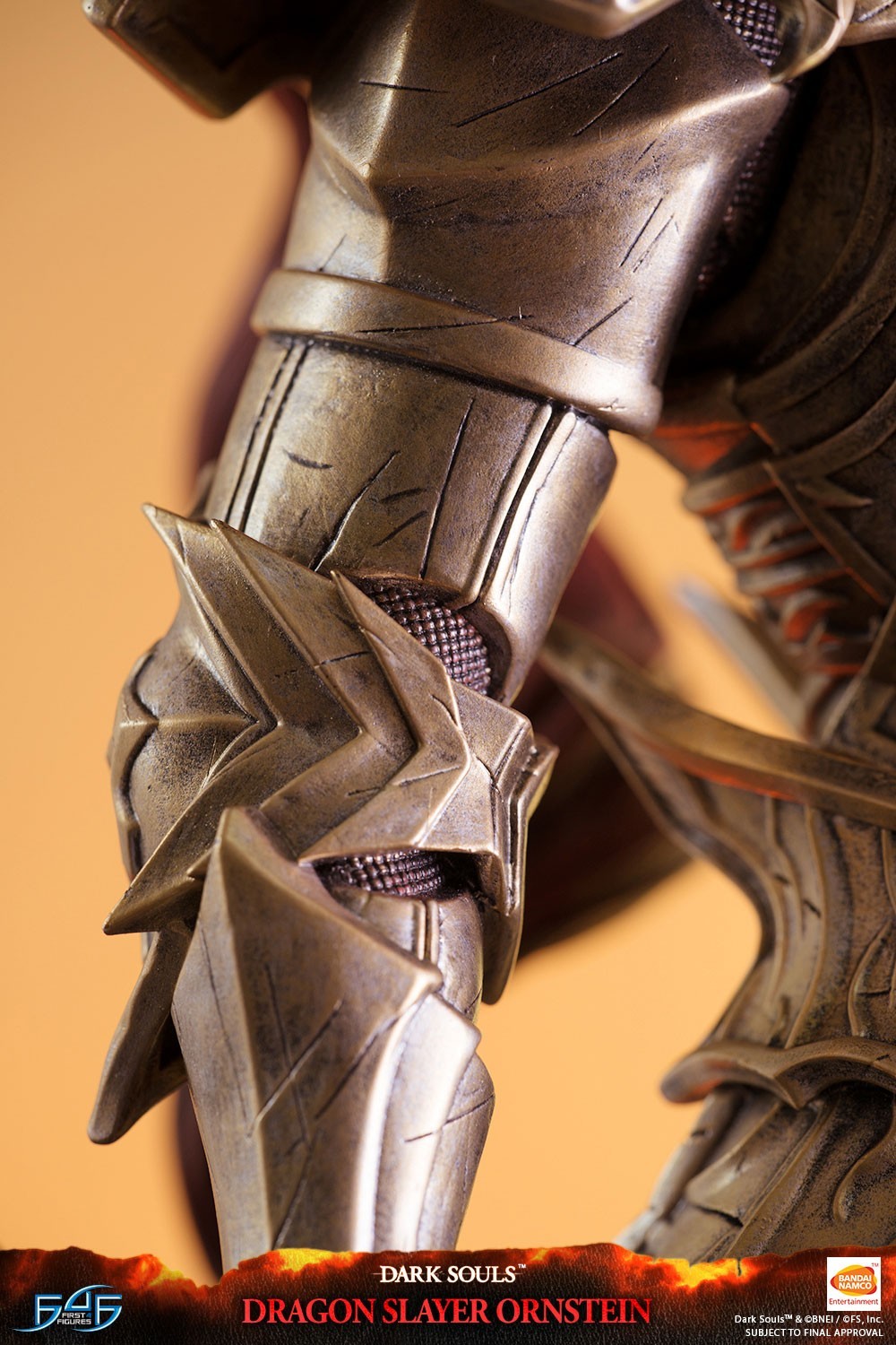 Dark Souls - Ryuugari Ornstein - Exclusive Edition (First 4 Figures) photo 5